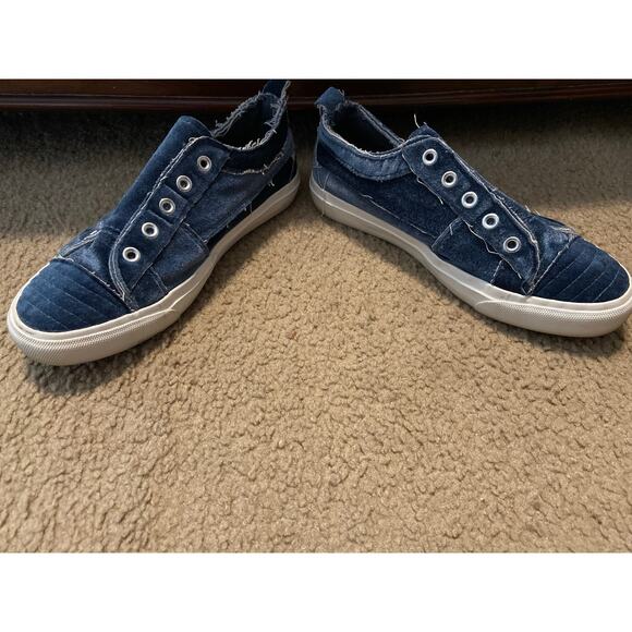 Women's Corkys blue velvet slip on shoes size 6 - Picture 3 of 6